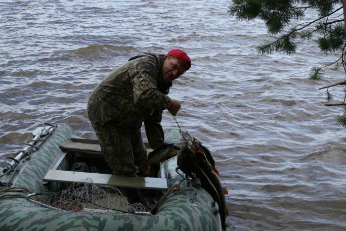 Рыбалка на озере Окуневое.